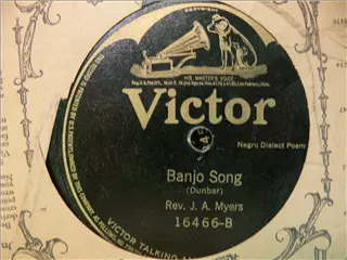 small_victor 16466 b.webp